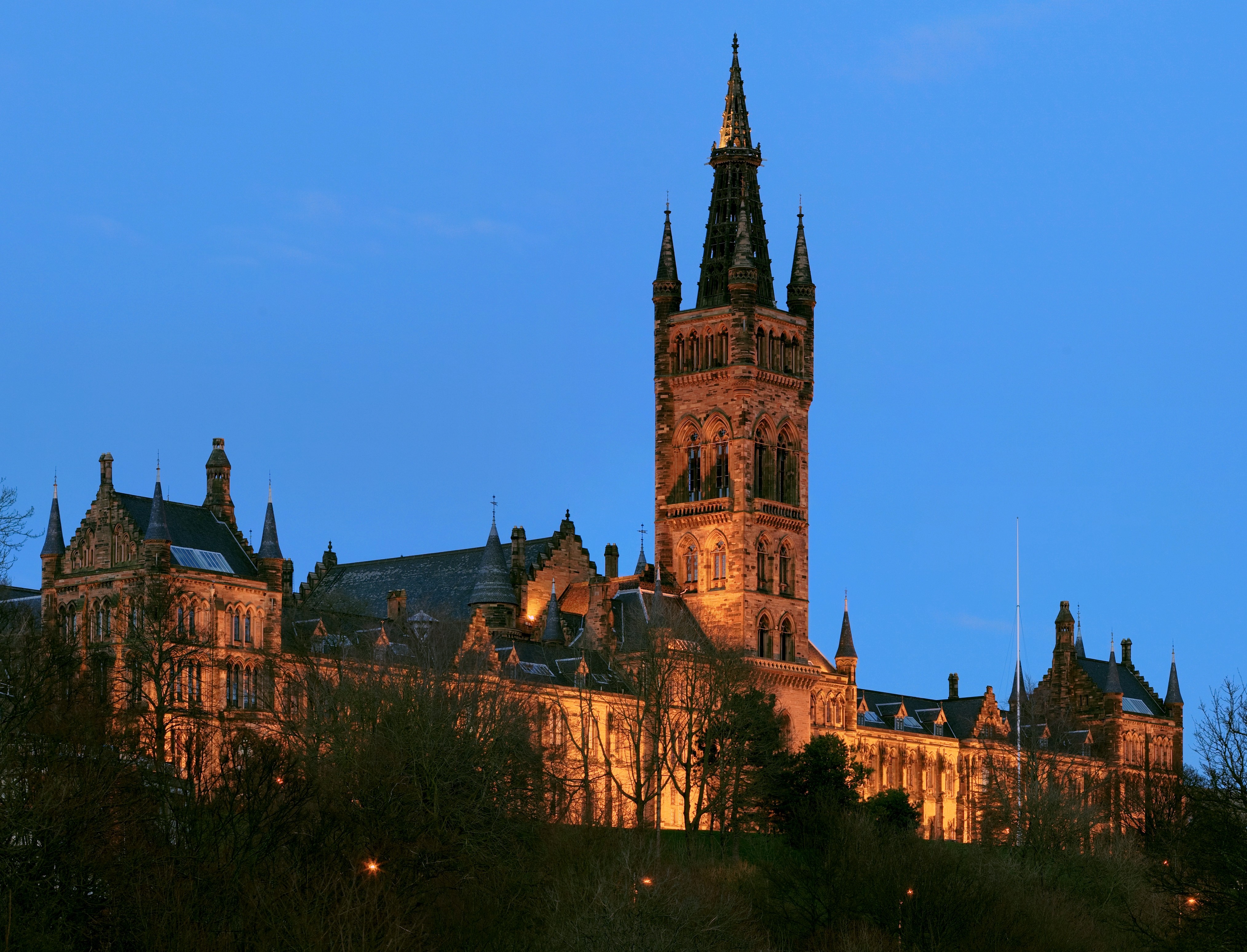 An image of Glasgow university at night, one of the reasons why Glasgow buy-to-let investments are a smart move